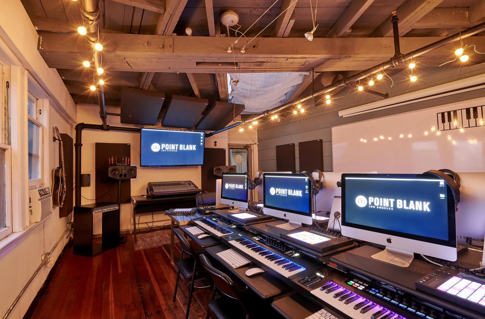 Take a Photo Tour Of Our Los Angeles Music production and DJ School. |  Point Blank